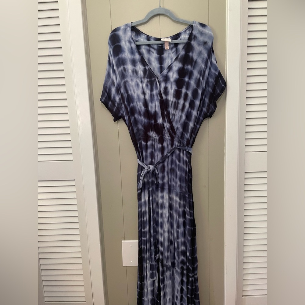 Knox Rose blue tie-dye maxi dress